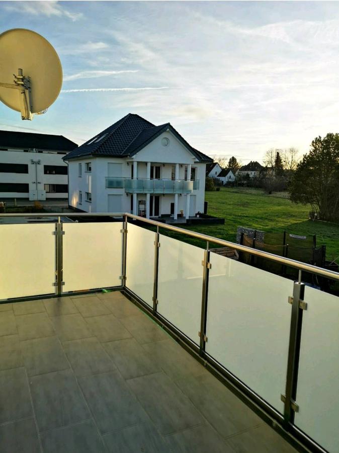 דירות באד אויינהאוזן Modern Wohnen I Parkplatz I Wlan I Netflix I Balkon I 6 Schlafplaetze מראה חיצוני תמונה