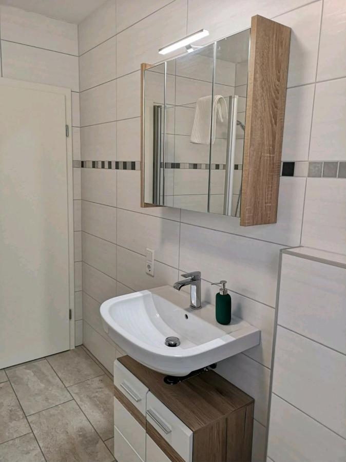 דירות באד אויינהאוזן Modern Wohnen I Parkplatz I Wlan I Netflix I Balkon I 6 Schlafplaetze מראה חיצוני תמונה